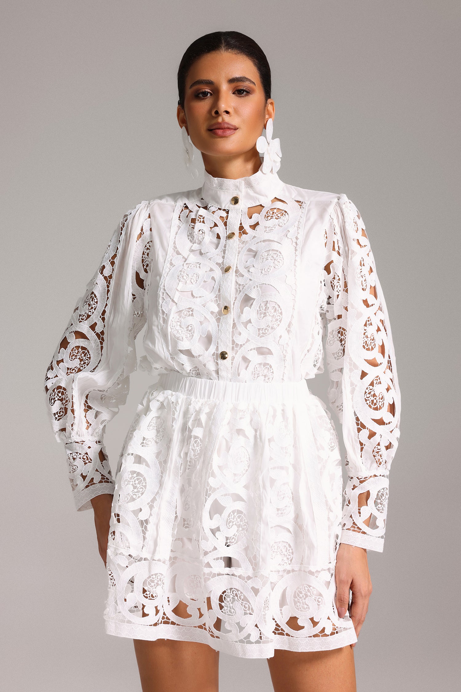 Tatiana-High-Neck-Lace-Set-2