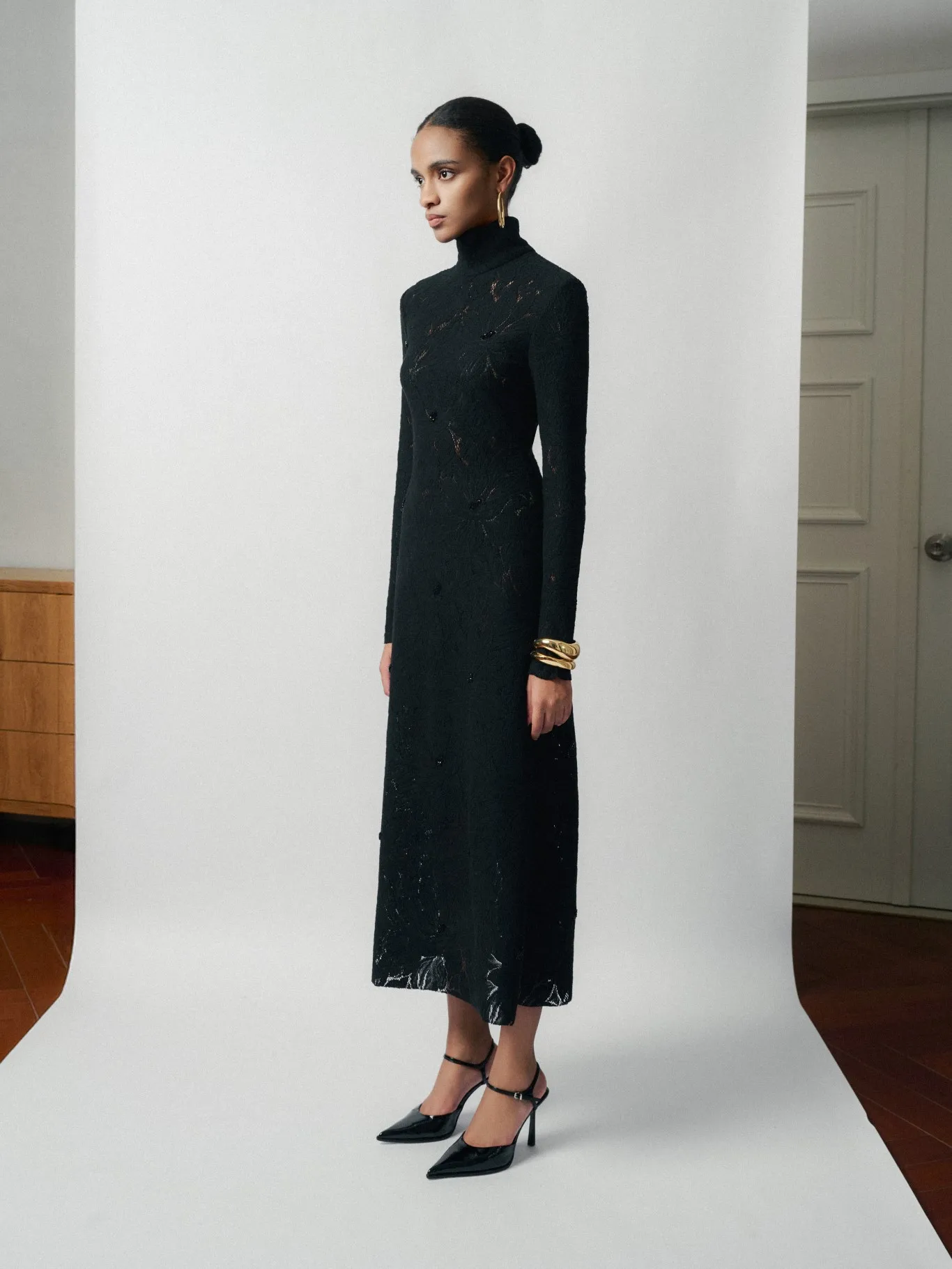 Afd23804f702f44cbb322f48504c84f35x