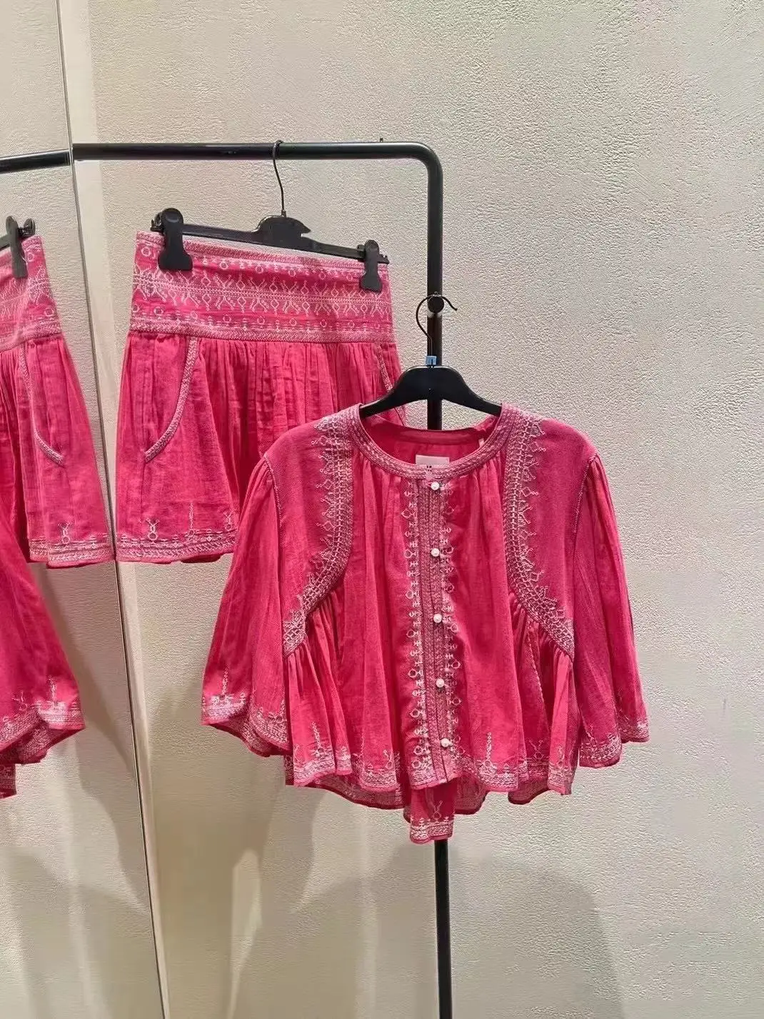 H01bfac586dfc469ab2e30de6dfe07f4bT