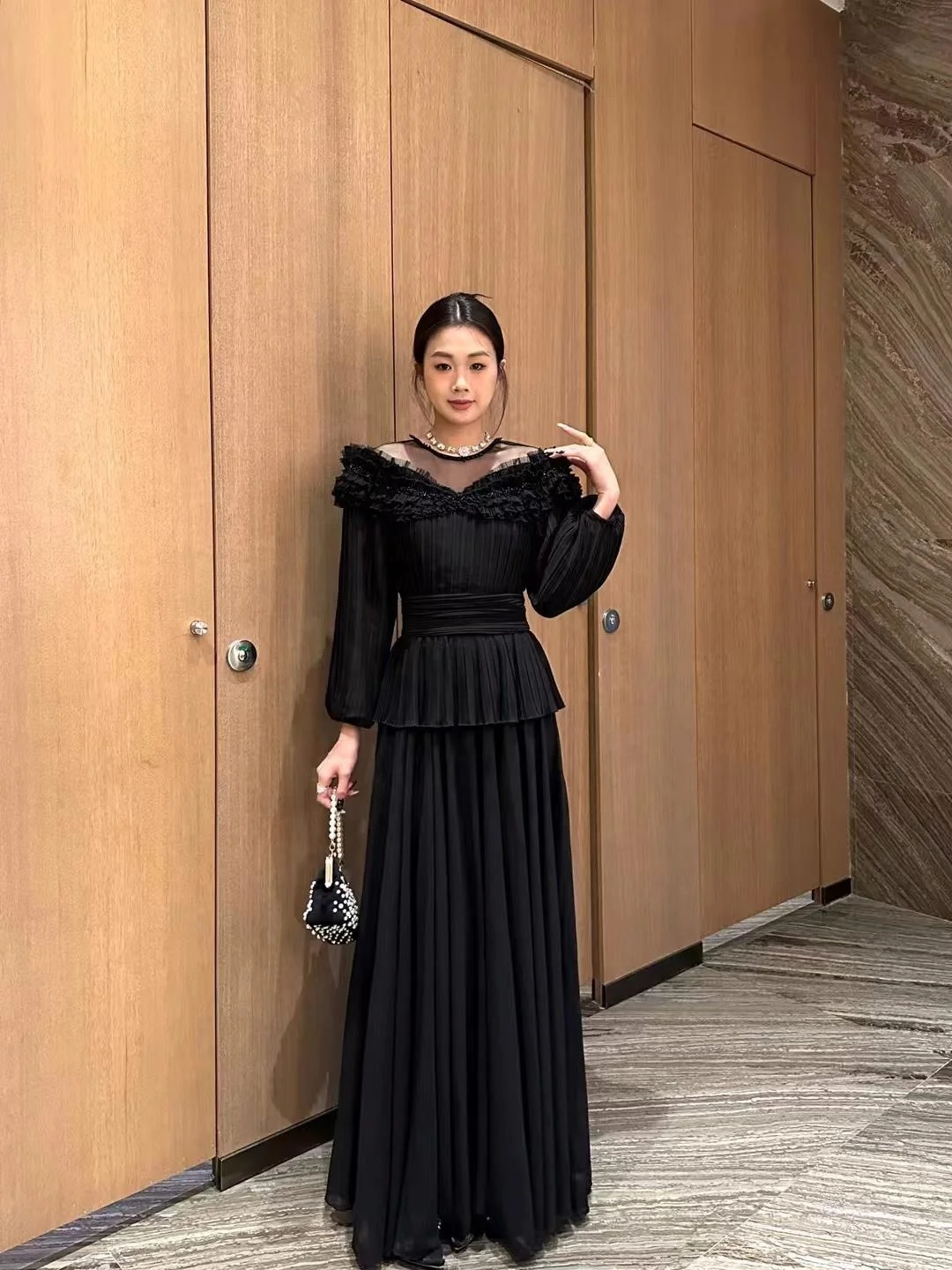 H04705b3b14454d2b9b832bc5cb3825f5v