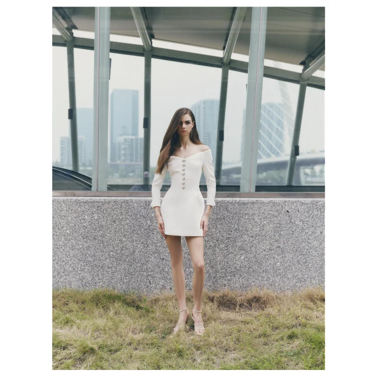 H08d1eaaa6e93418f899759f804e2e3bfX