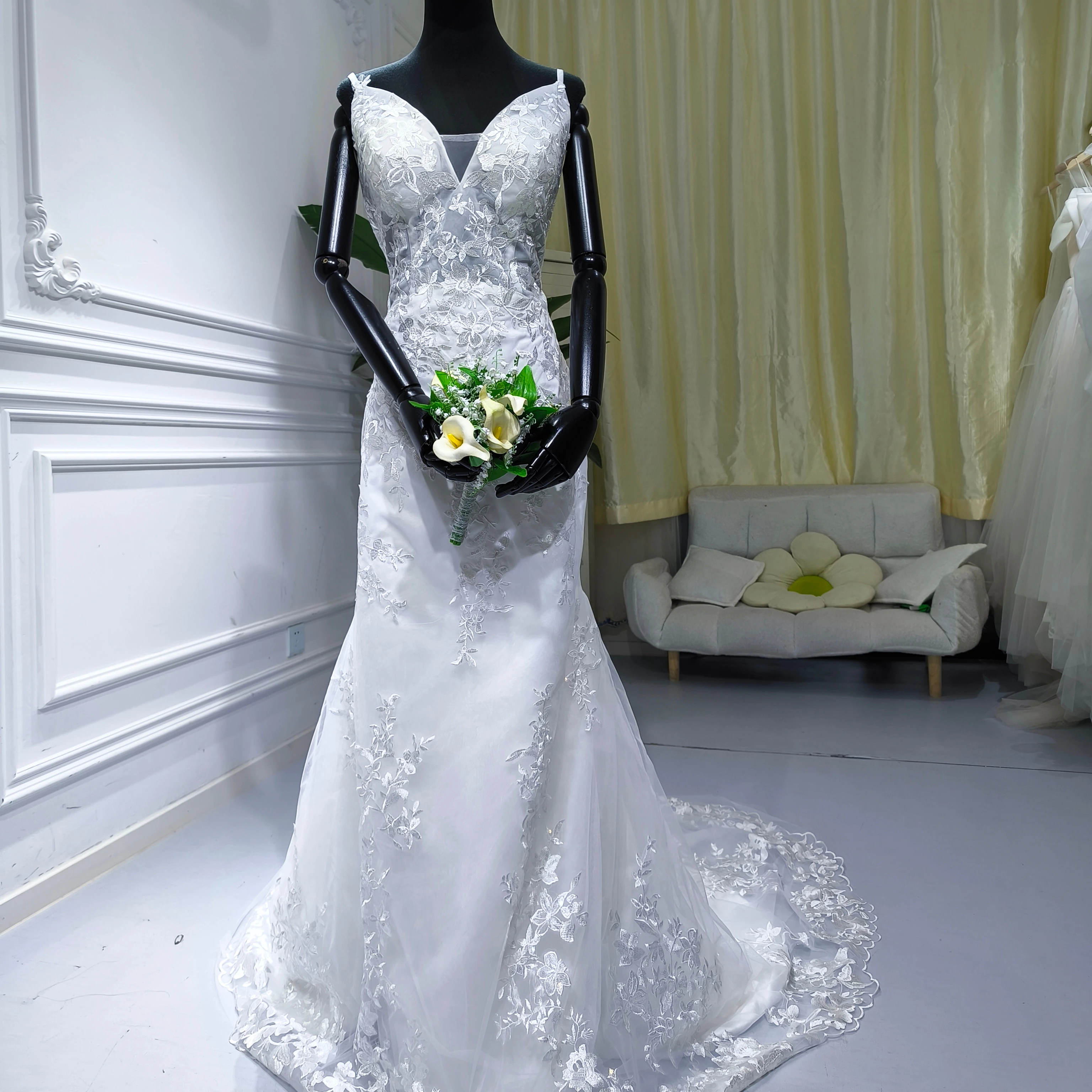 H1949ac2e9b744448a2f1025734797b6ak