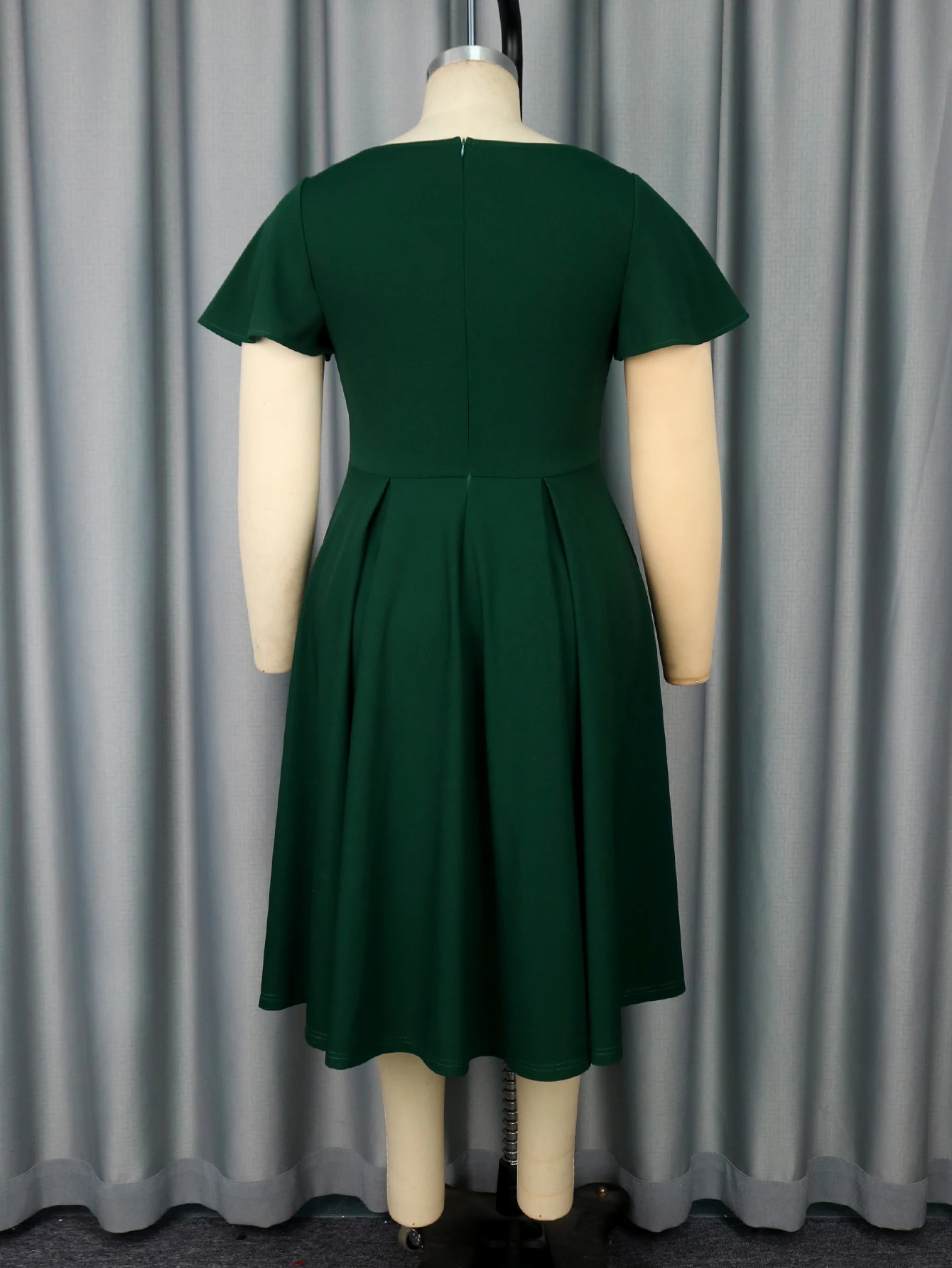 H5880654613884b7fb274a38a767b4e2cd