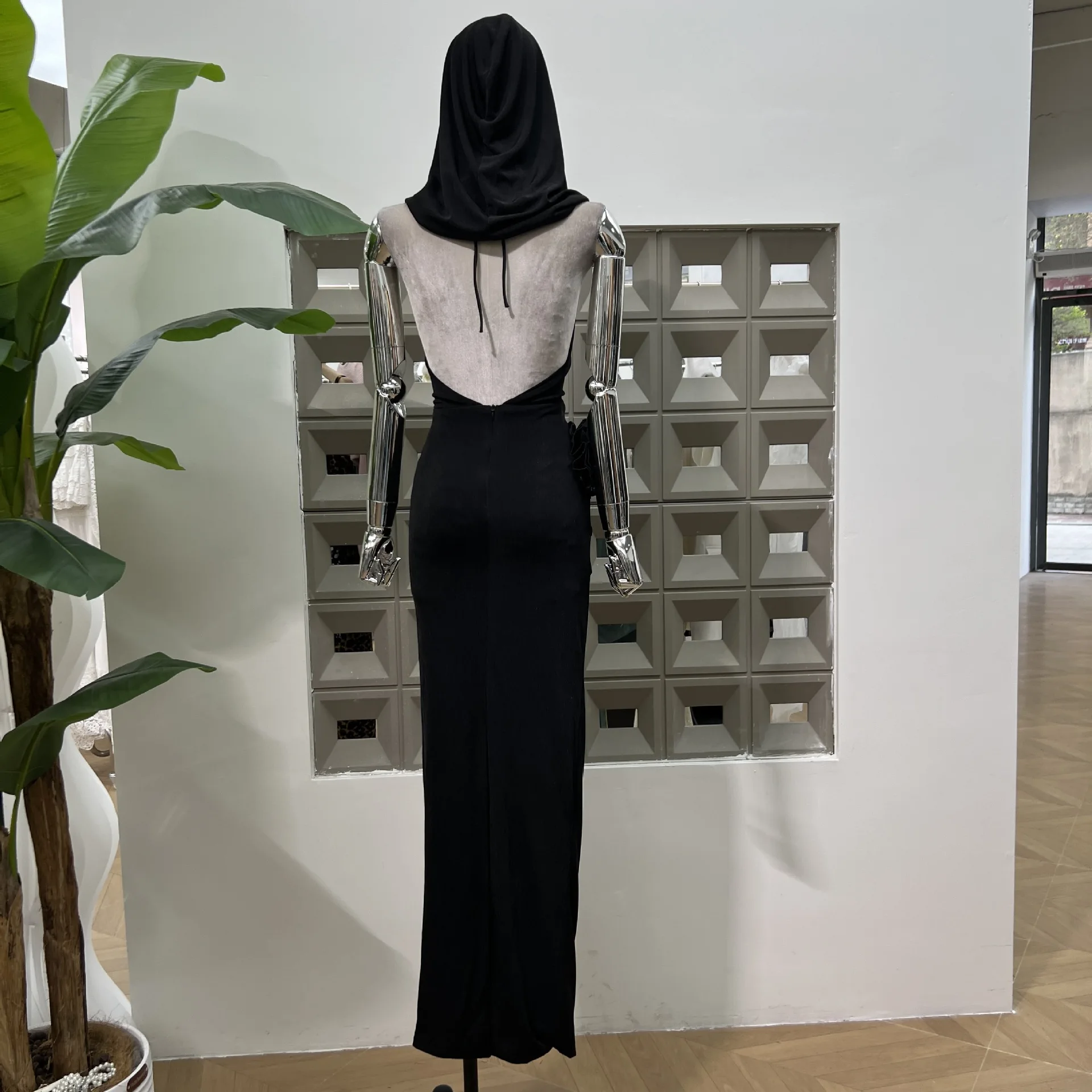 H667544f007f145e899a5befeb995258ee