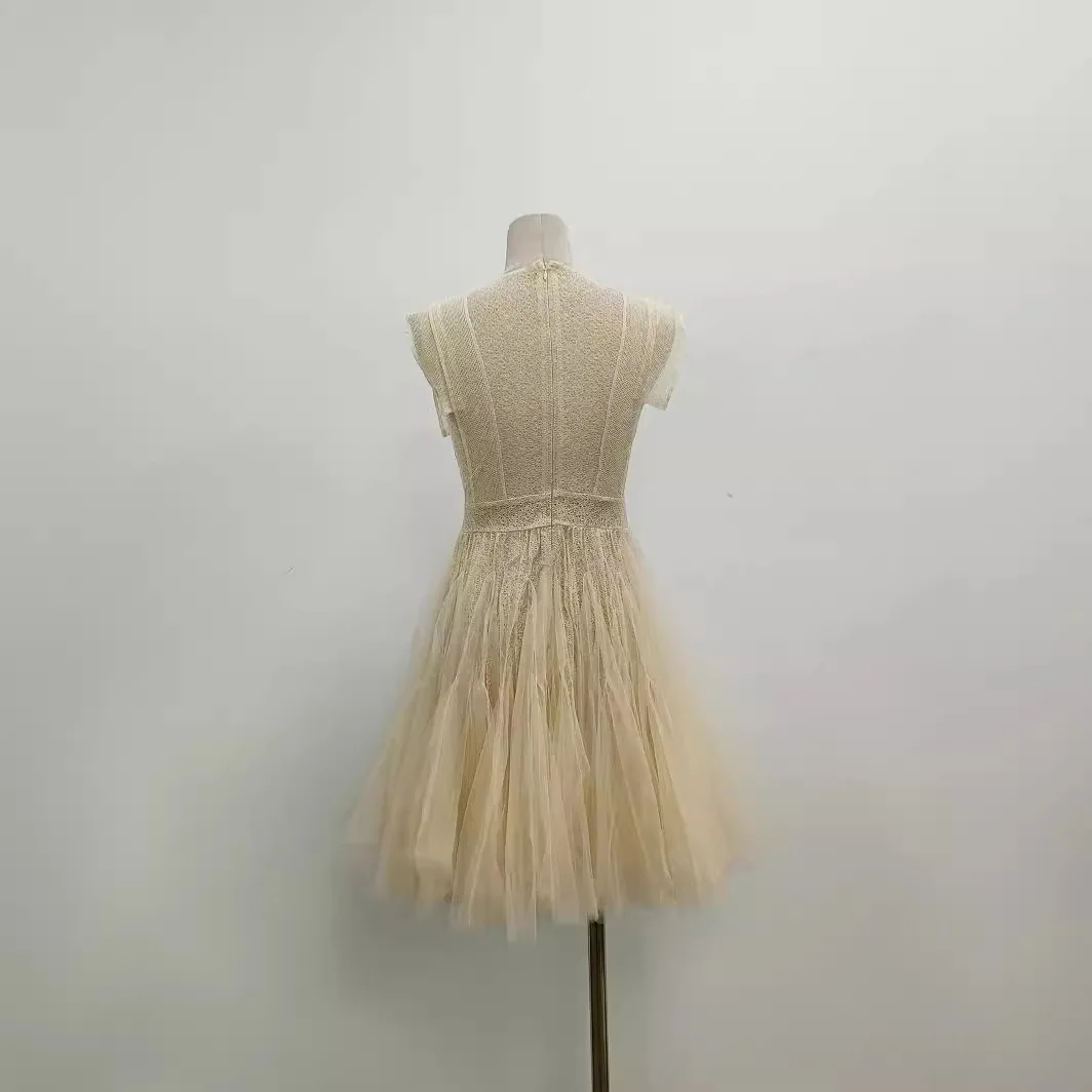 H6b5d9df571284130928dd2d7764050149