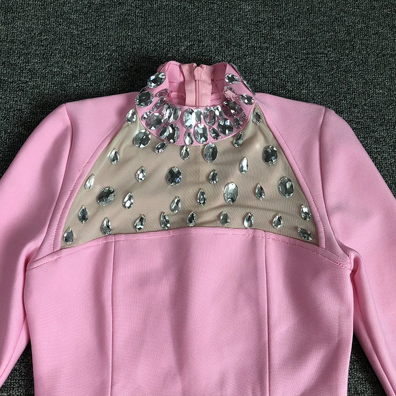 H99087ef61bc845e1a7b8e9054eef2f08m