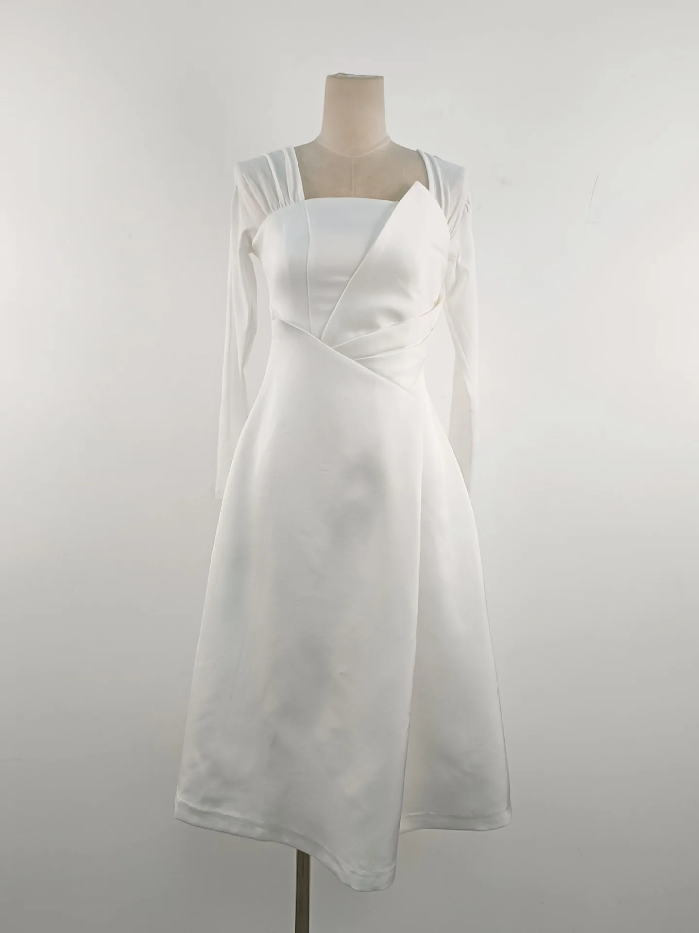 Ha942d3fd86544d6c980f85ab700d1defF