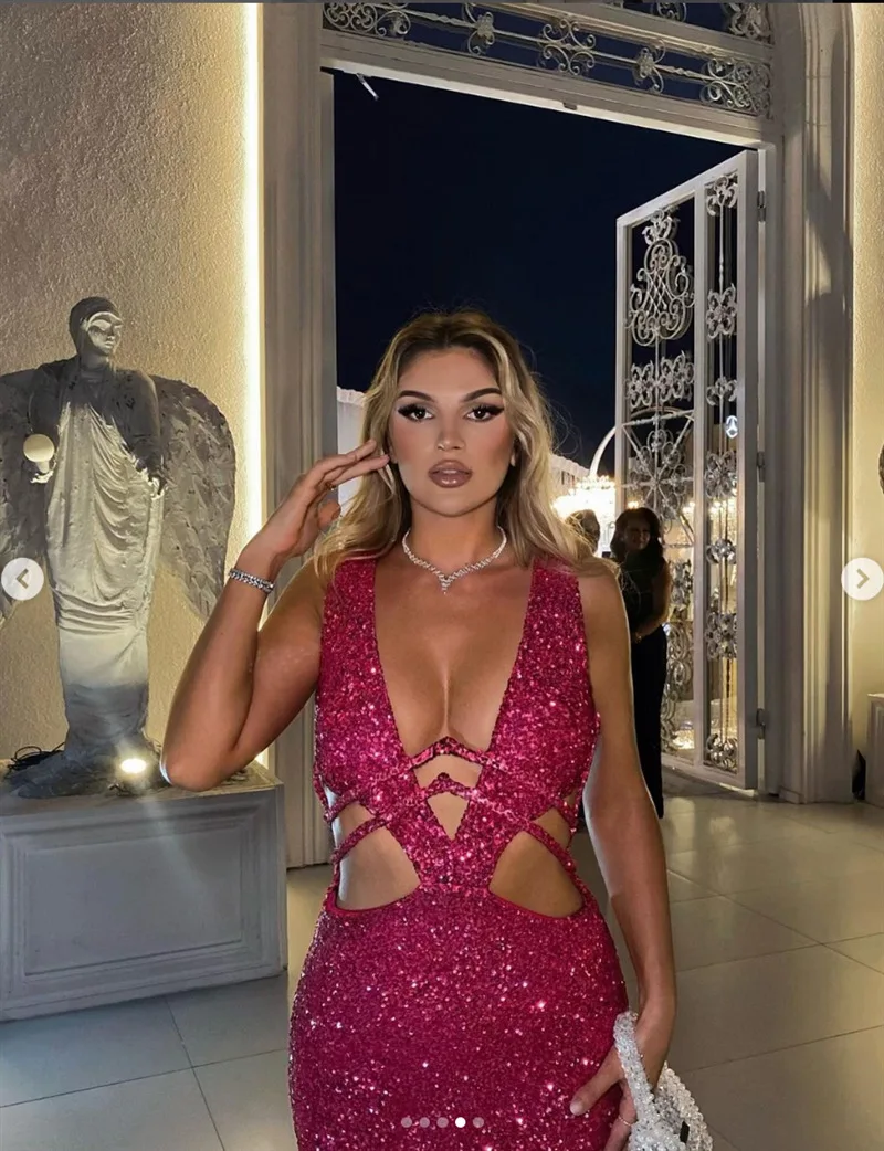 Hcb325275840e4db4b9d97c0a6efa194aP