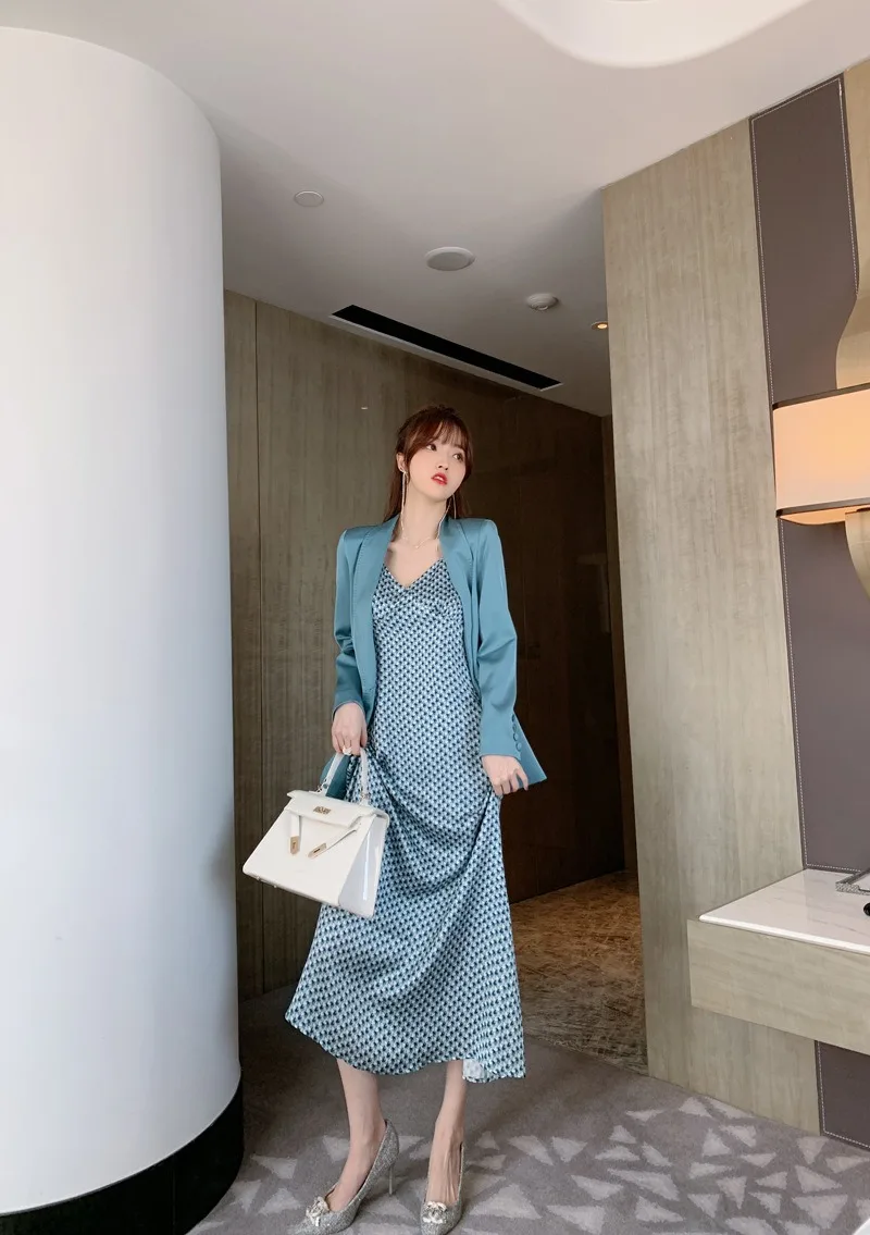 Hd343736f370e454297b29916e8f3ee65y