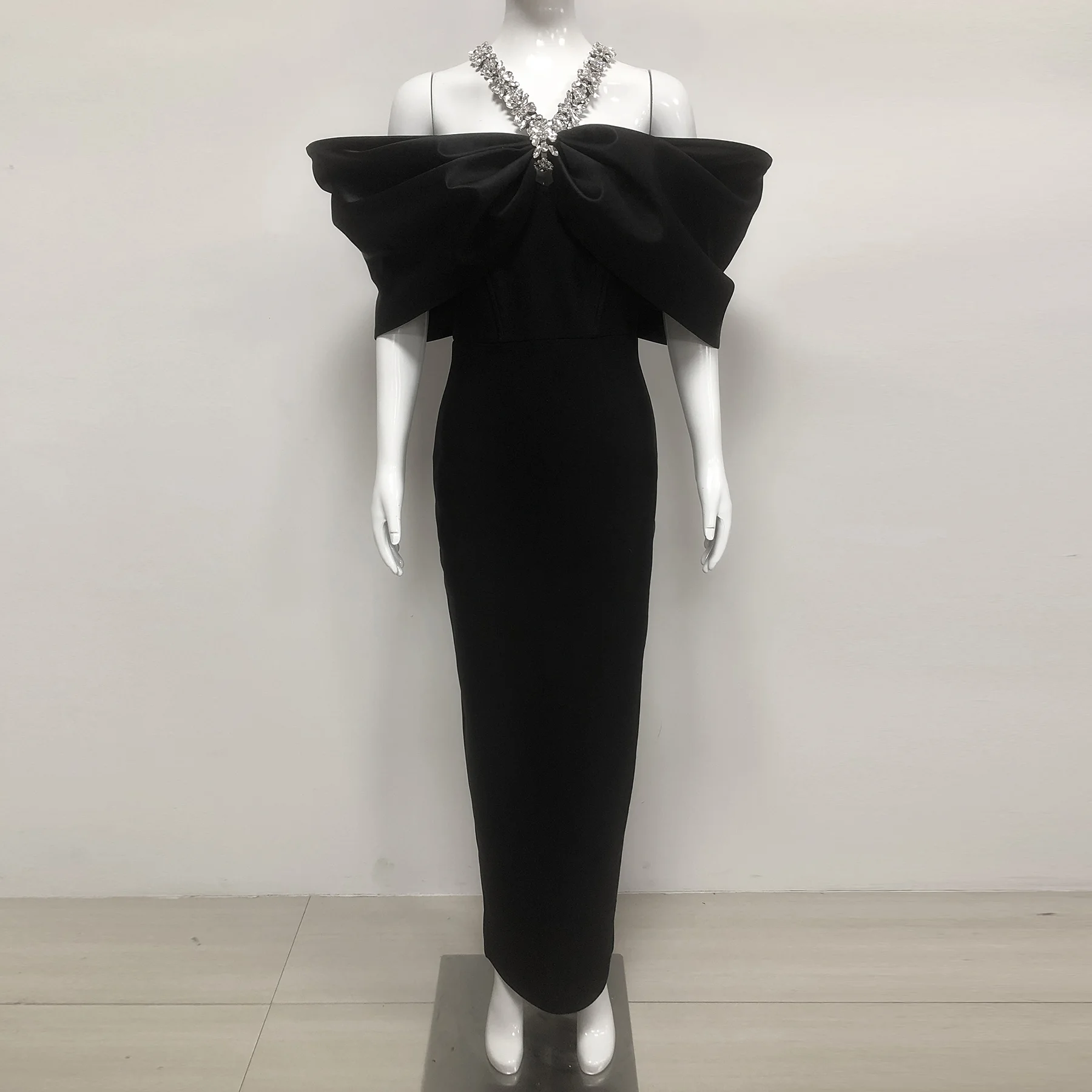 Hda2502fb4d2b4b02925a009e5373dcbdm