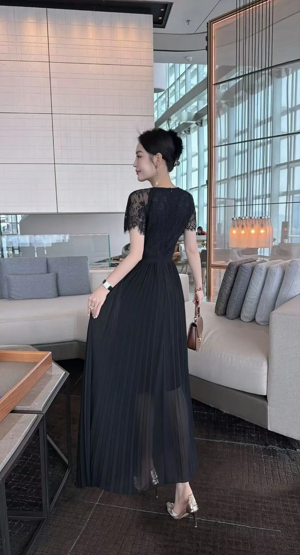 Hf8deb82ac1c44822a27b04c0655b92e3U