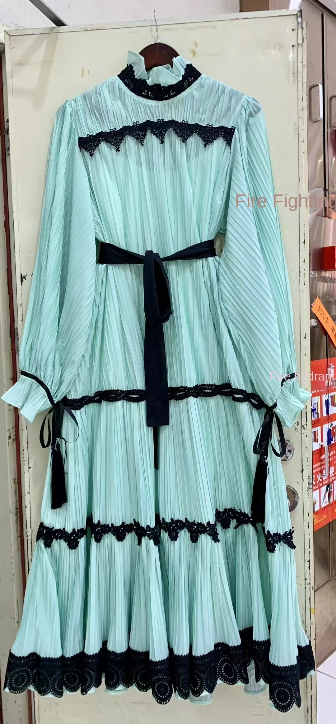 Hffa323b00a26461a9a3b382357d0f18eF